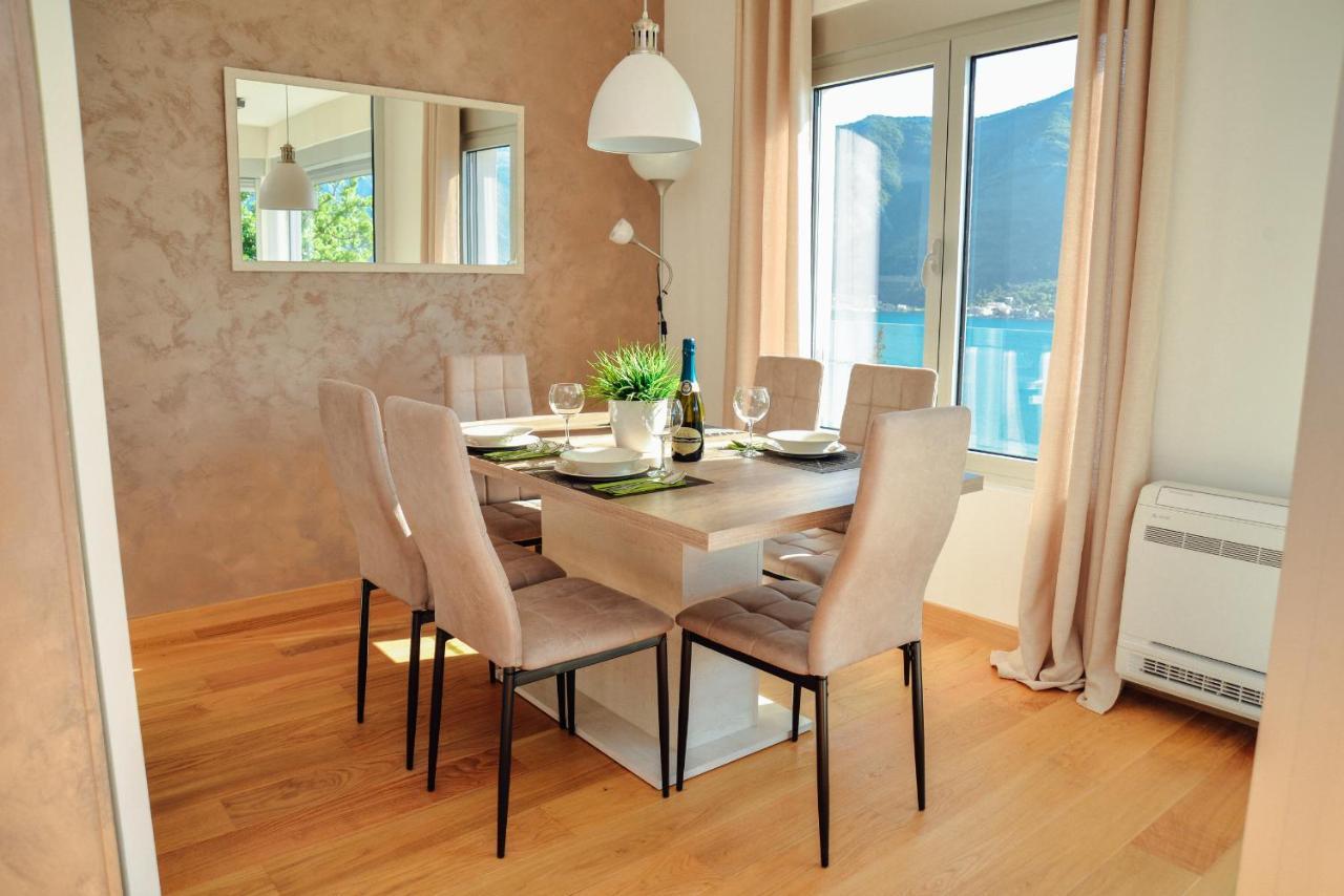 Ily Apartment With Sea View Kotor Buitenkant foto
