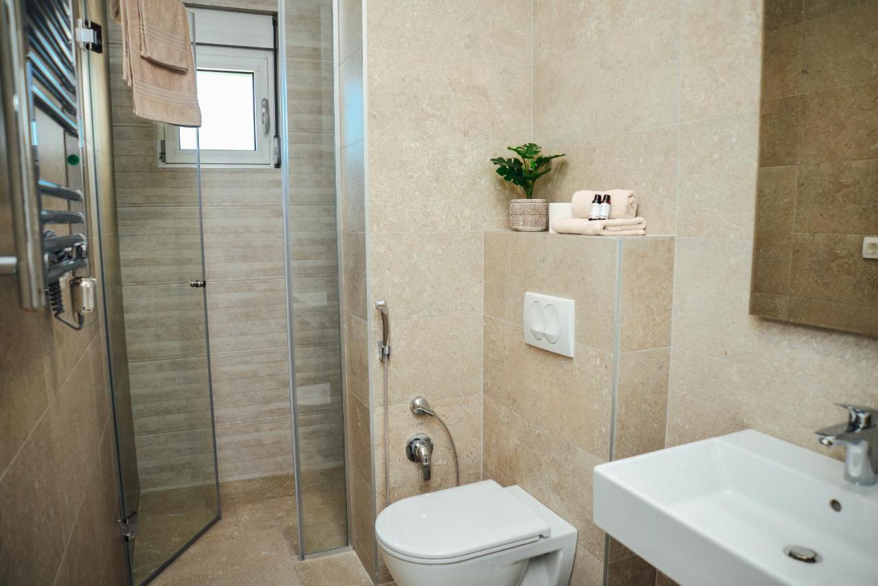 Ily Apartment With Sea View Kotor Buitenkant foto
